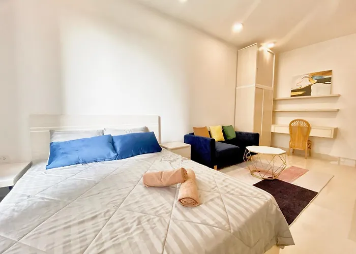 Zo Apartment Rivergate Free Pool