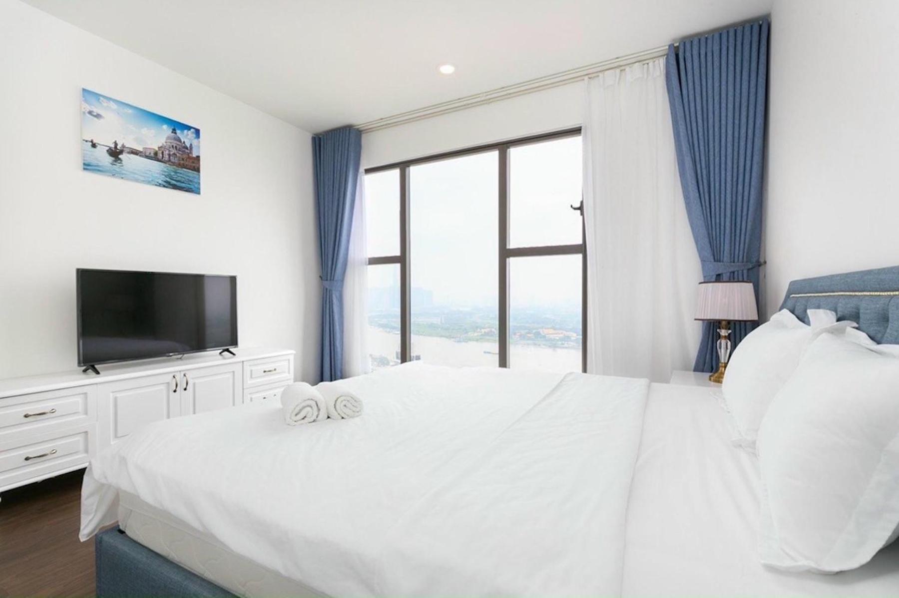 Zo Rivergate Free Pool Apartment *